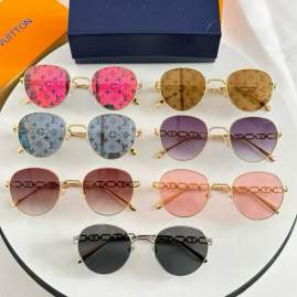 Picture of Louis Vuitton Sunglasses _SKUfw74861343fw